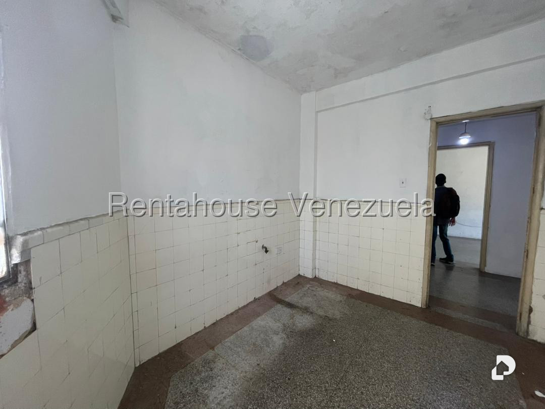 Apartamento en Las Acacias, Caracas – 12