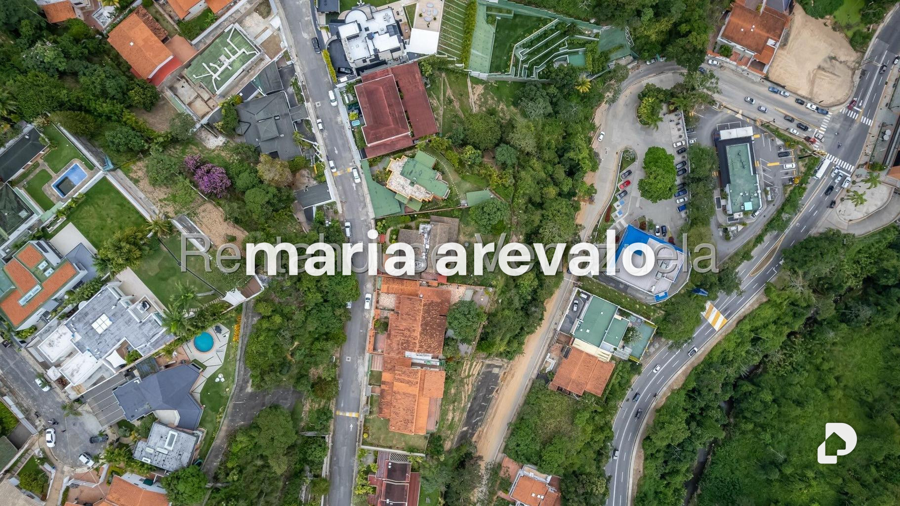Casa en Colinas del Tamanaco, Caracas – 11
