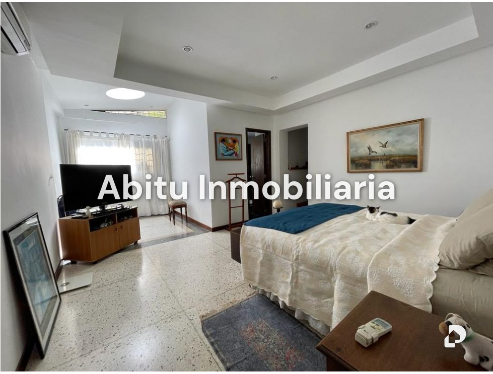 Casa en La Castellana, Caracas – 16
