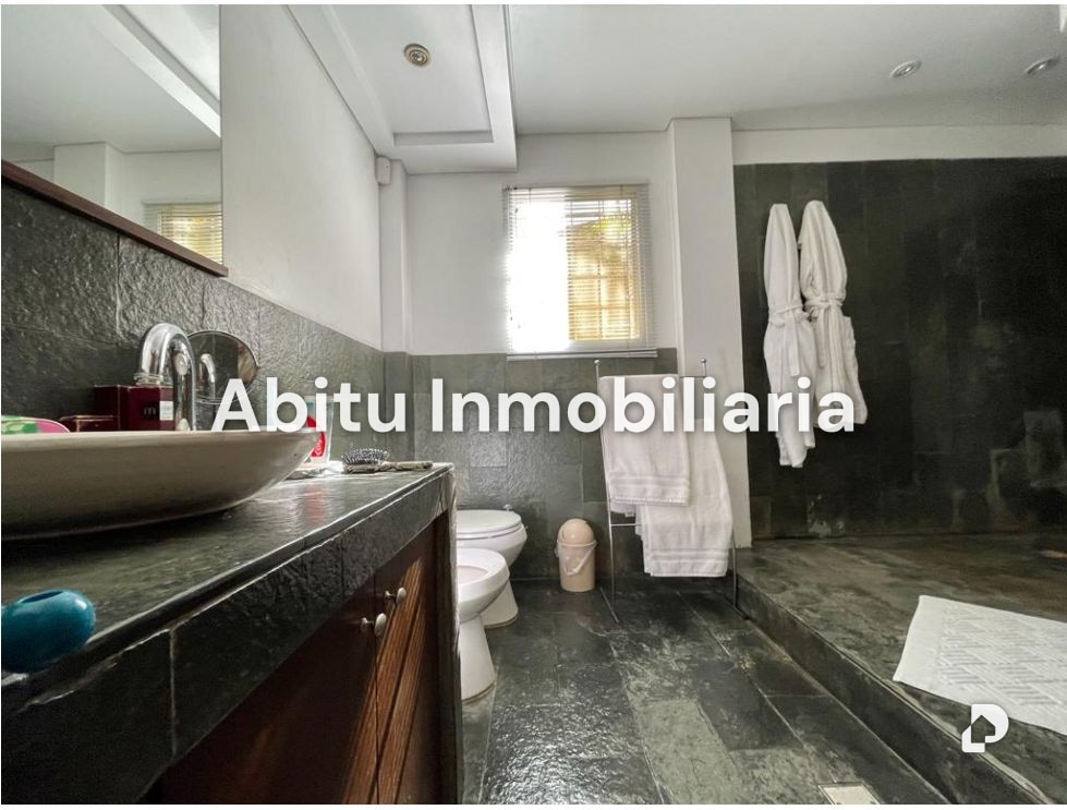 Casa en La Castellana, Caracas – 18
