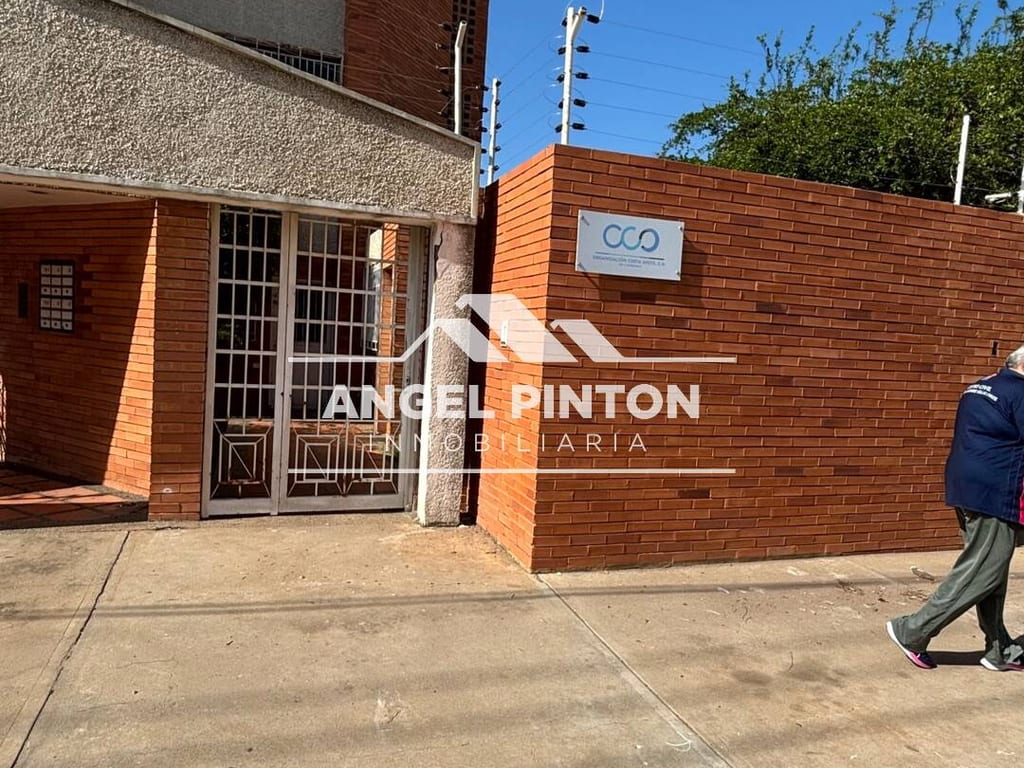 Oficina en Avenida Bella Vista, Maracaibo - 1
