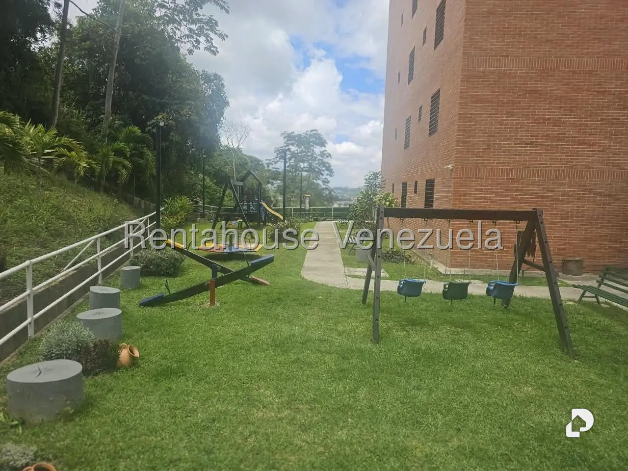 Apartamento en Colinas de La Tahona, Caracas – 25