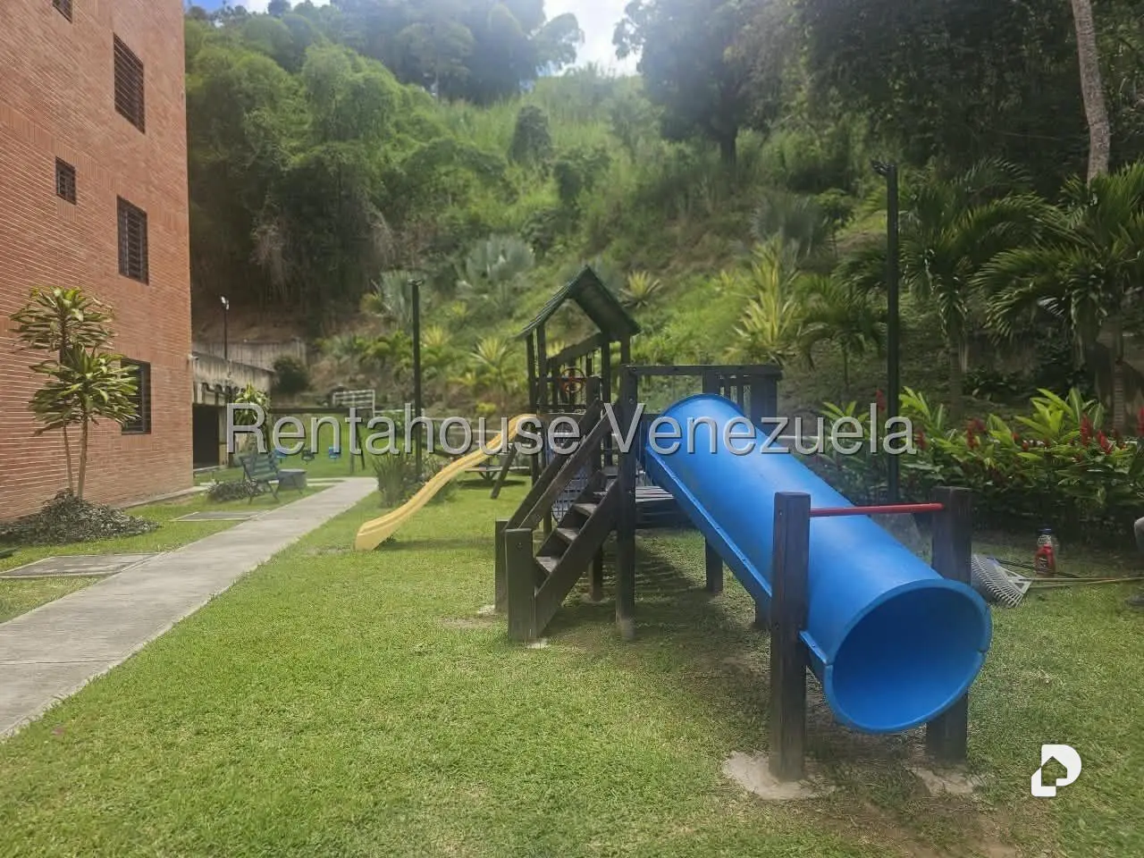 Apartamento en Colinas de La Tahona, Caracas – 24