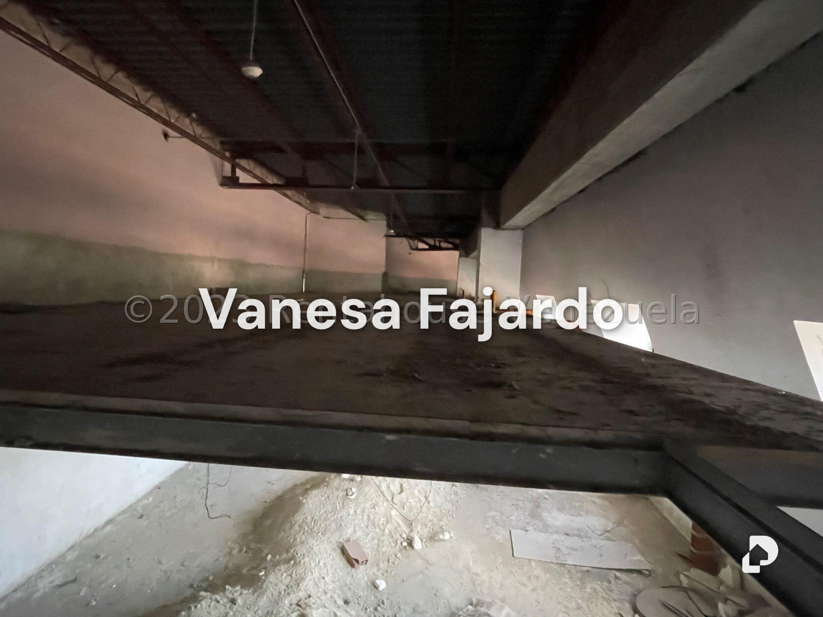 Oficina en Municipio Carrizal, Carrizal – 29