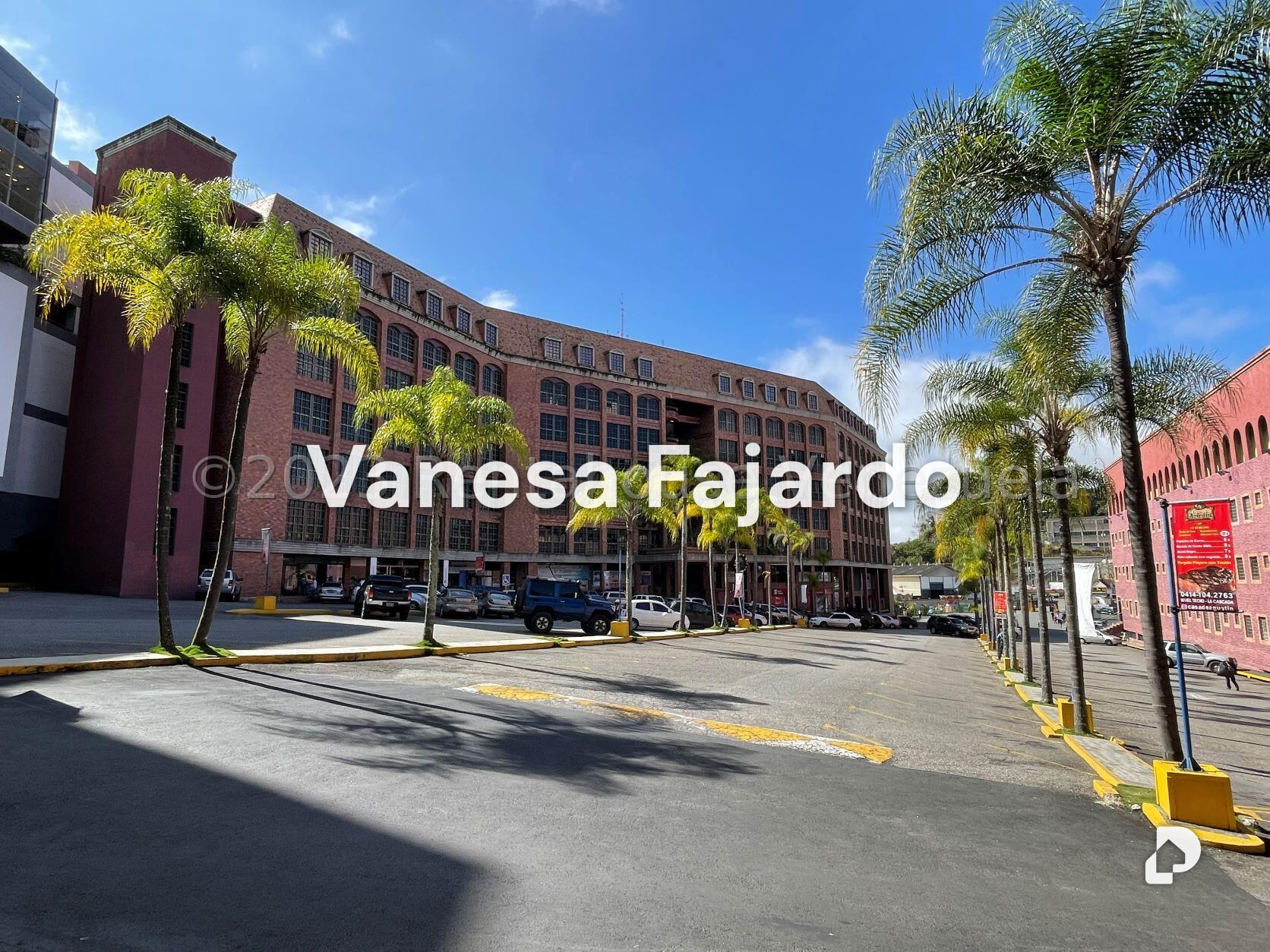 Oficina en Municipio Carrizal, Carrizal – 1