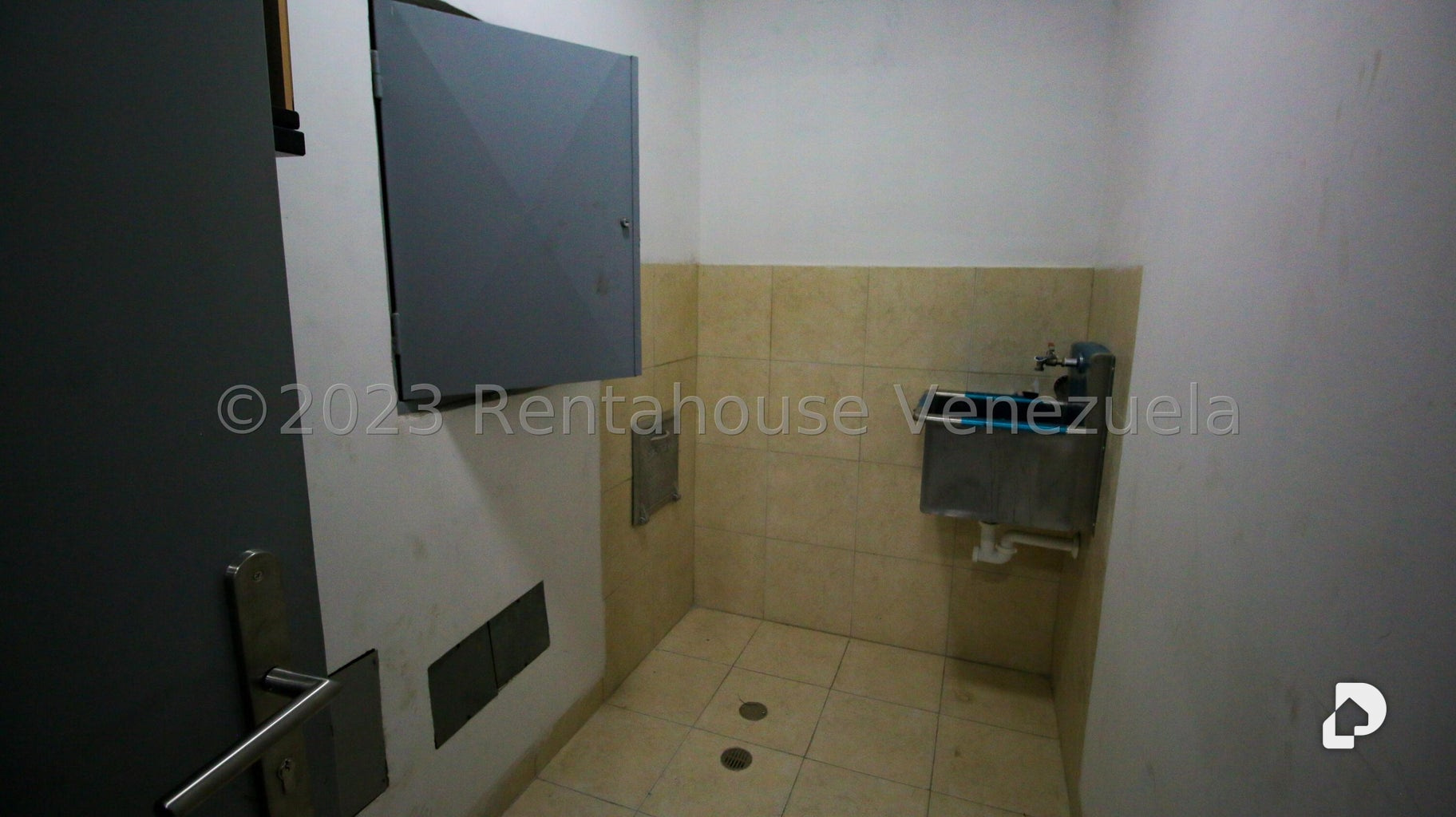 Oficina en Las Mercedes, Caracas