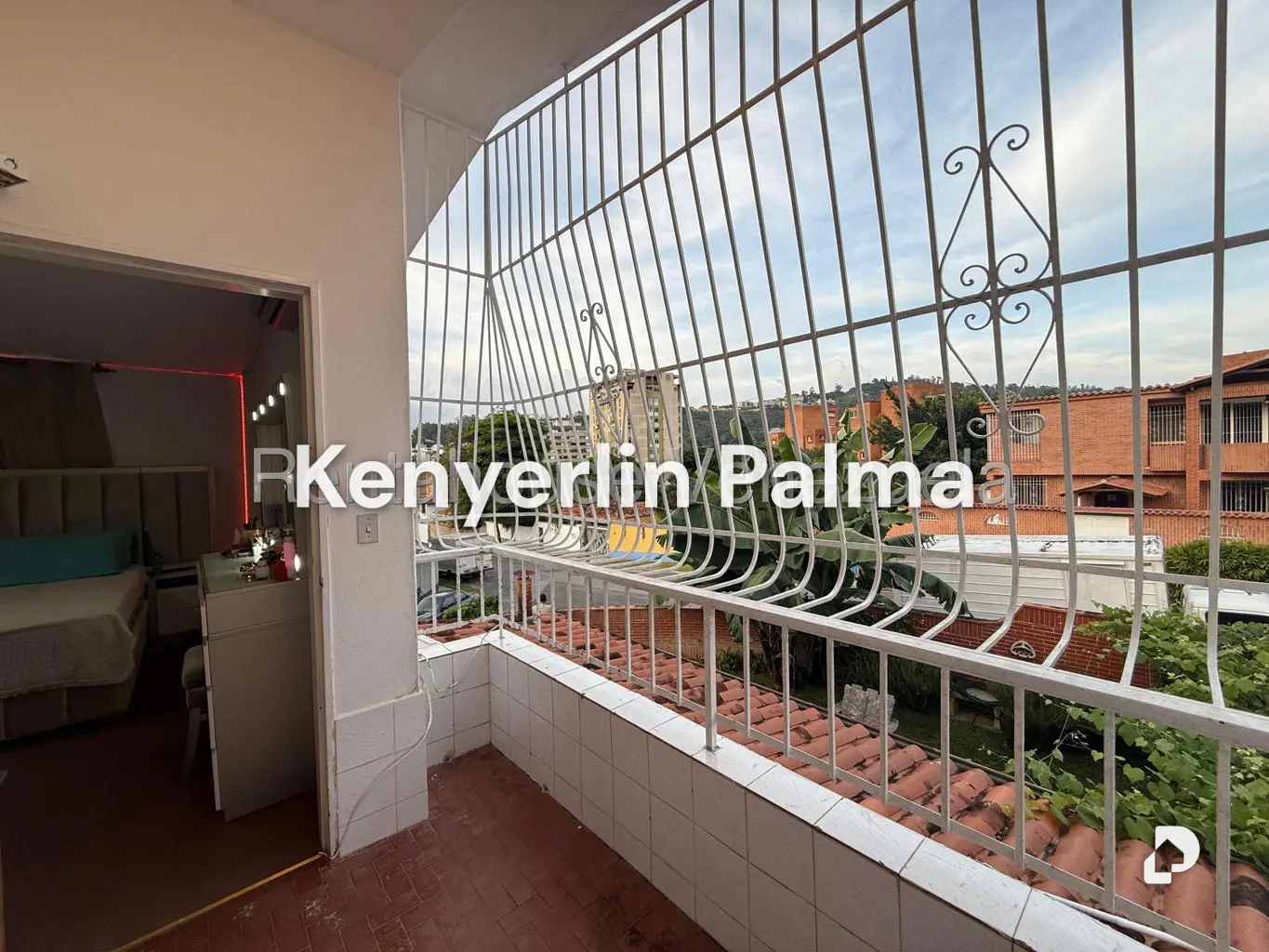 House in La Boyera, Caracas – 18
