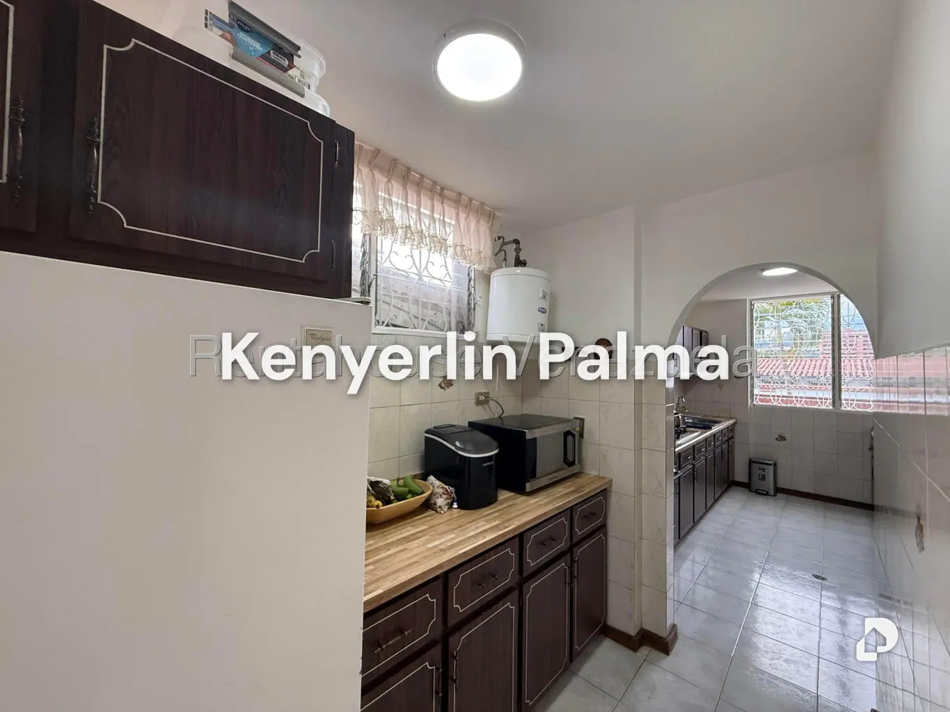 House in La Boyera, Caracas – 13