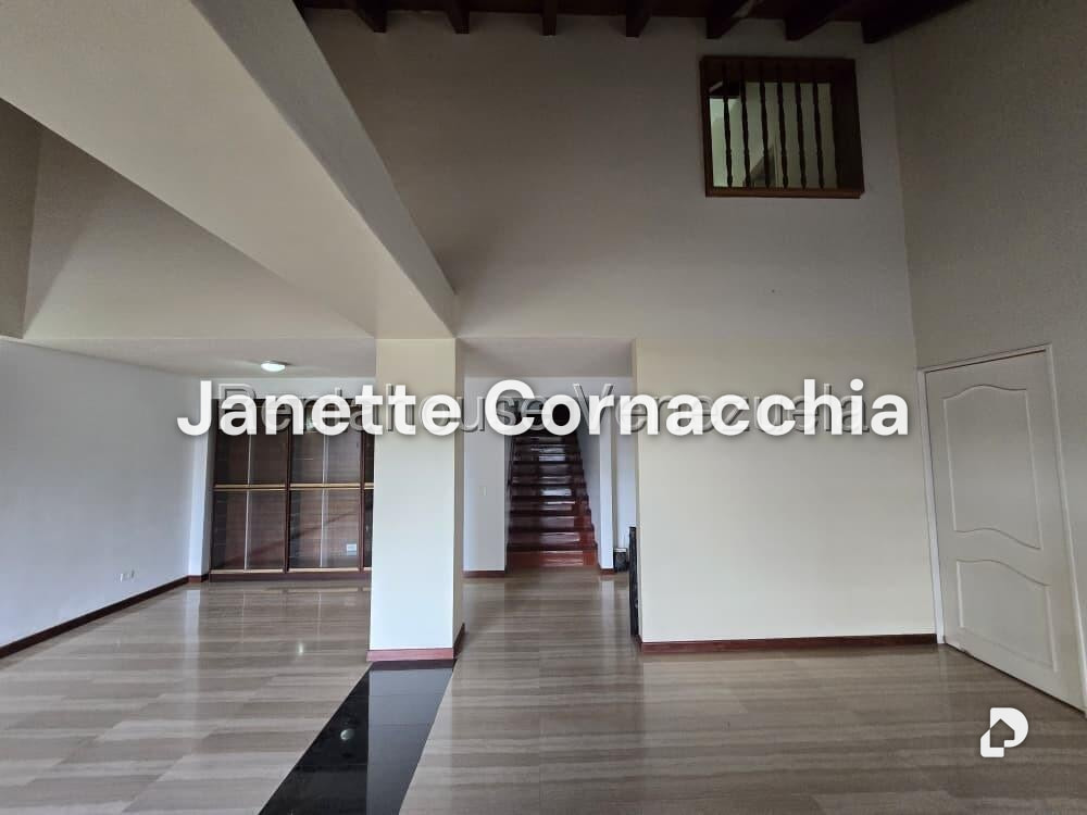 Apartamento en Cumbres de Curumo, Caracas – 14