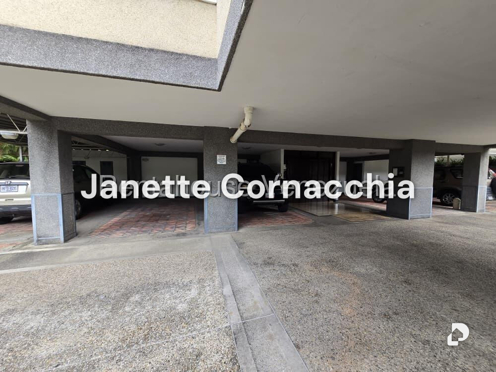 Apartamento en Cumbres de Curumo, Caracas – 2