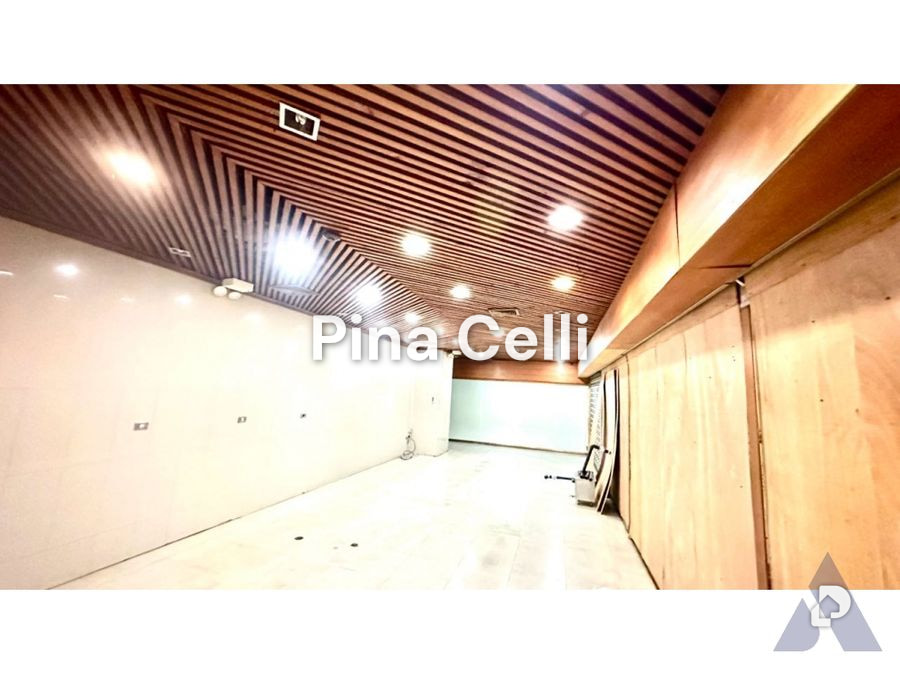 Local comercial en Prados del Este, Caracas – 18