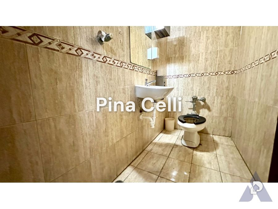 Local comercial en Prados del Este, Caracas – 14