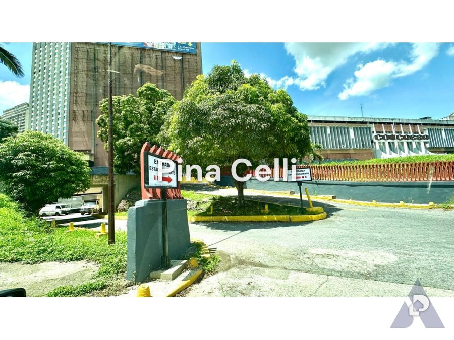 Local comercial en Prados del Este, Caracas – 29