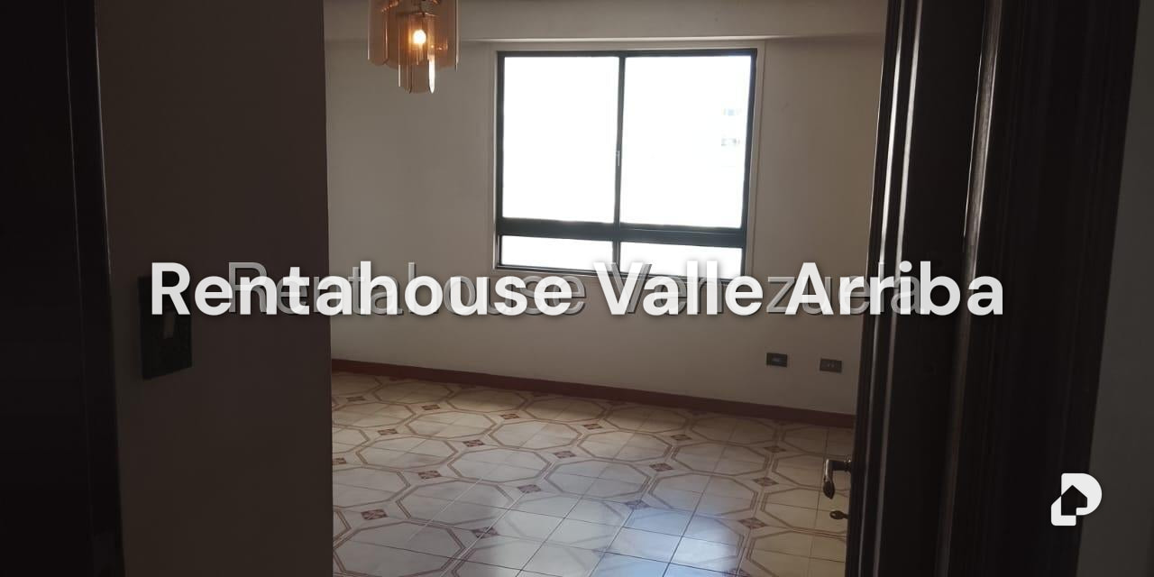 Apartamento en La Florida, Caracas – 12
