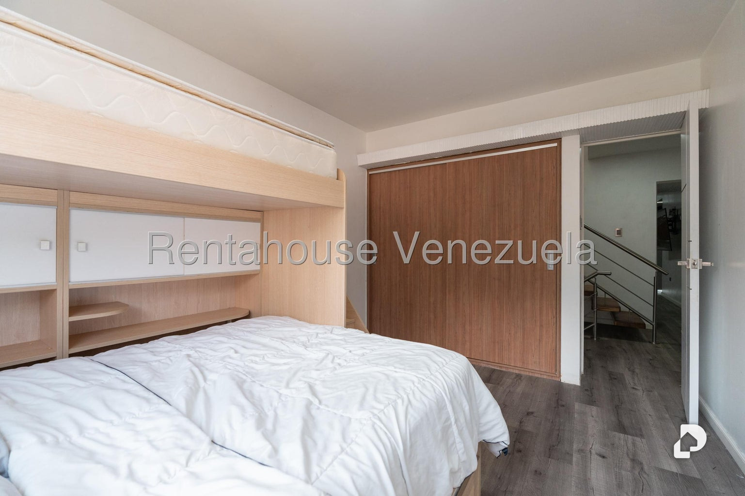 House in Santa Eduvigis, Caracas – 29