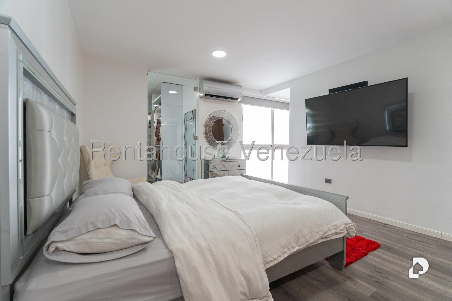 House in Santa Eduvigis, Caracas – 17