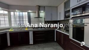 Casa en Prados del Este, Caracas – 9