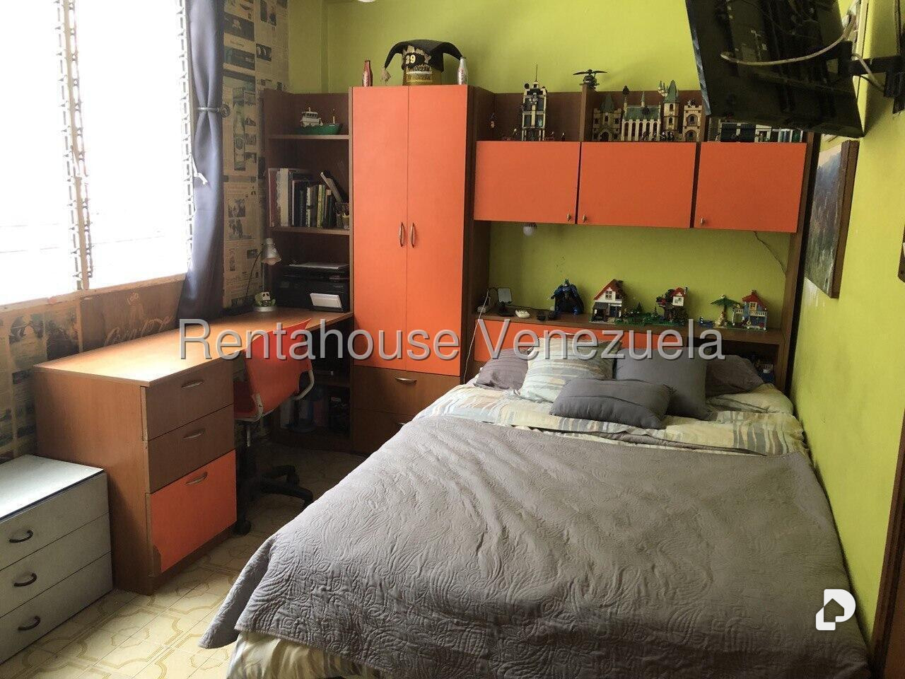 Casa en El Llanito, Caracas – 14