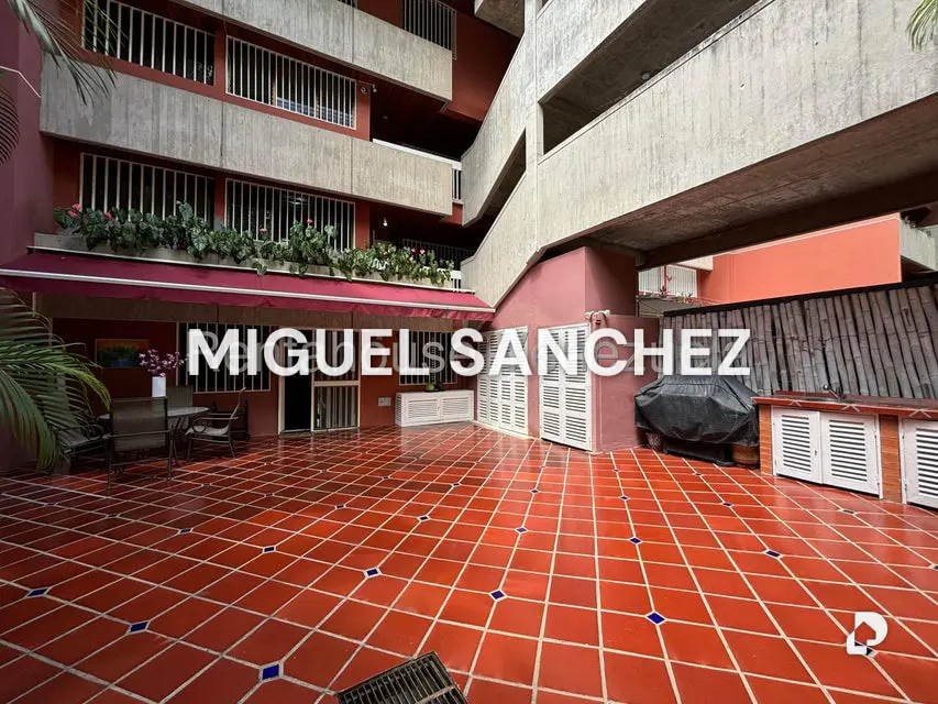 Apartamento en Los Naranjos, Caracas – 25