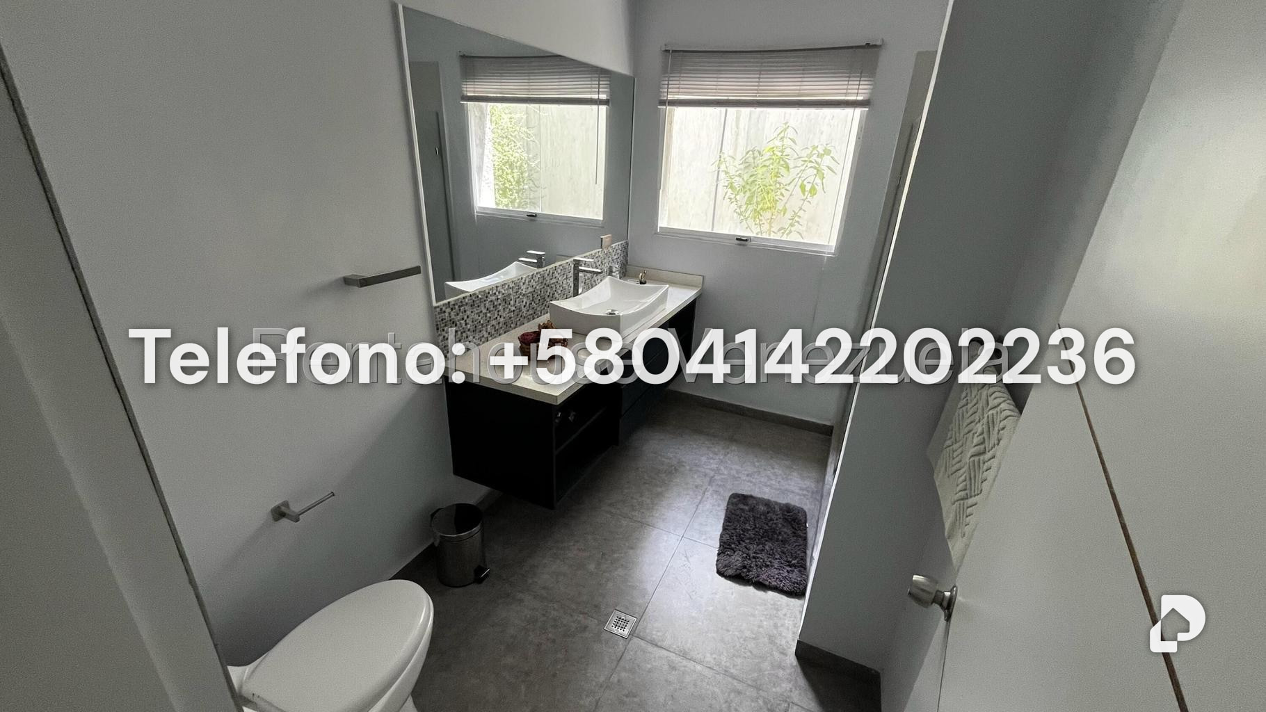 Casa en Altamira, Caracas – 52