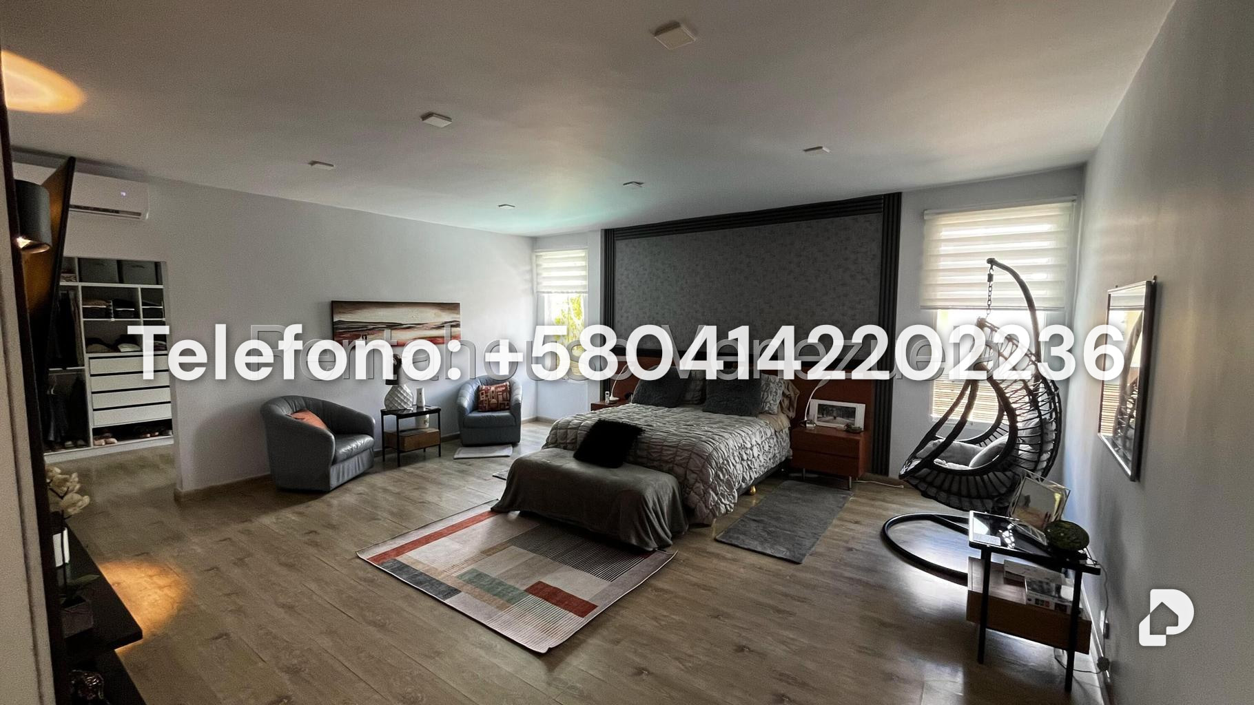 Casa en Altamira, Caracas – 74