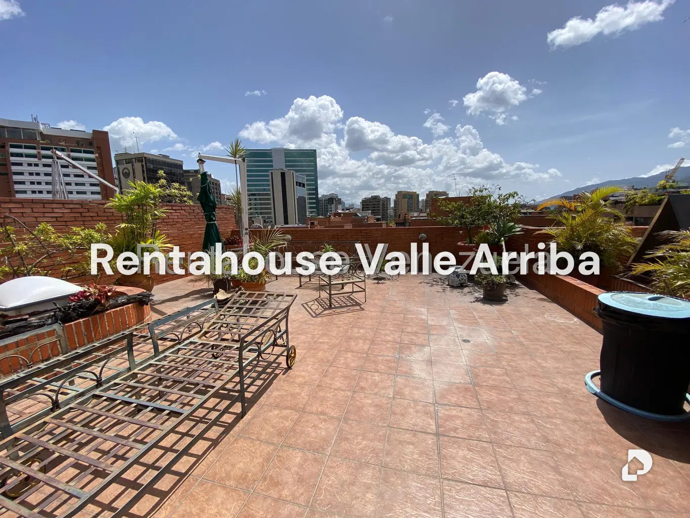 Apartamento en Campo Alegre, Caracas – 28