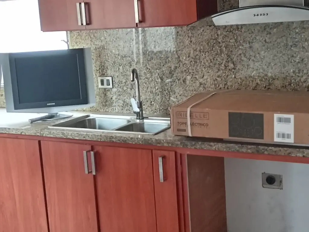 Apartment in Los Palos Grandes, Caracas - 1
