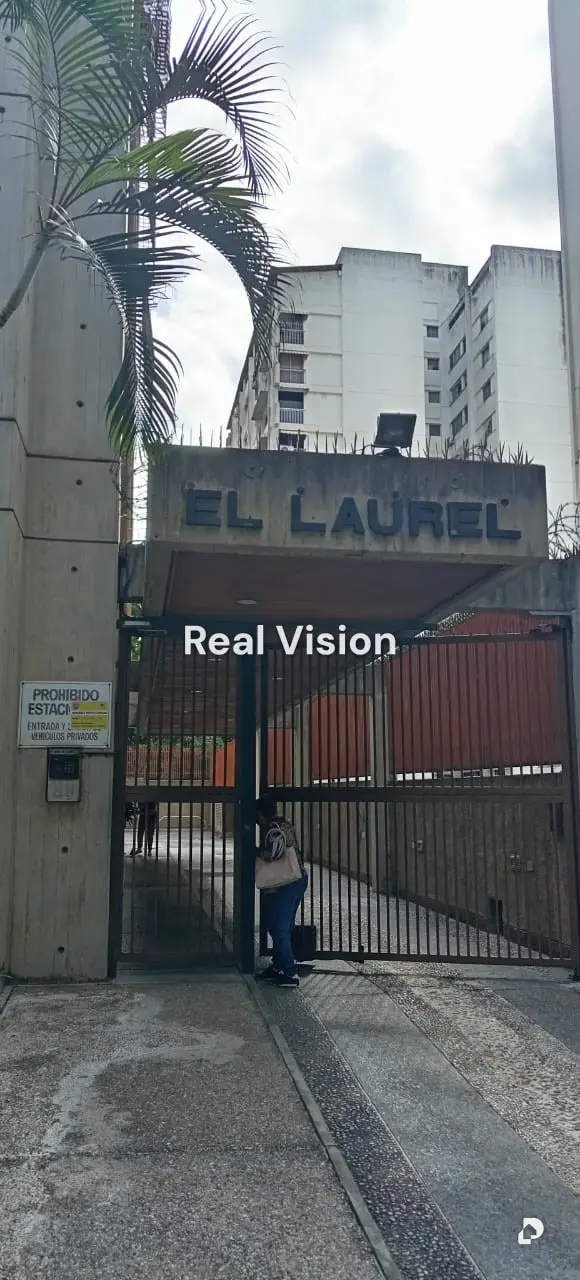 Apartamento en Los Palos Grandes, Caracas – 11
