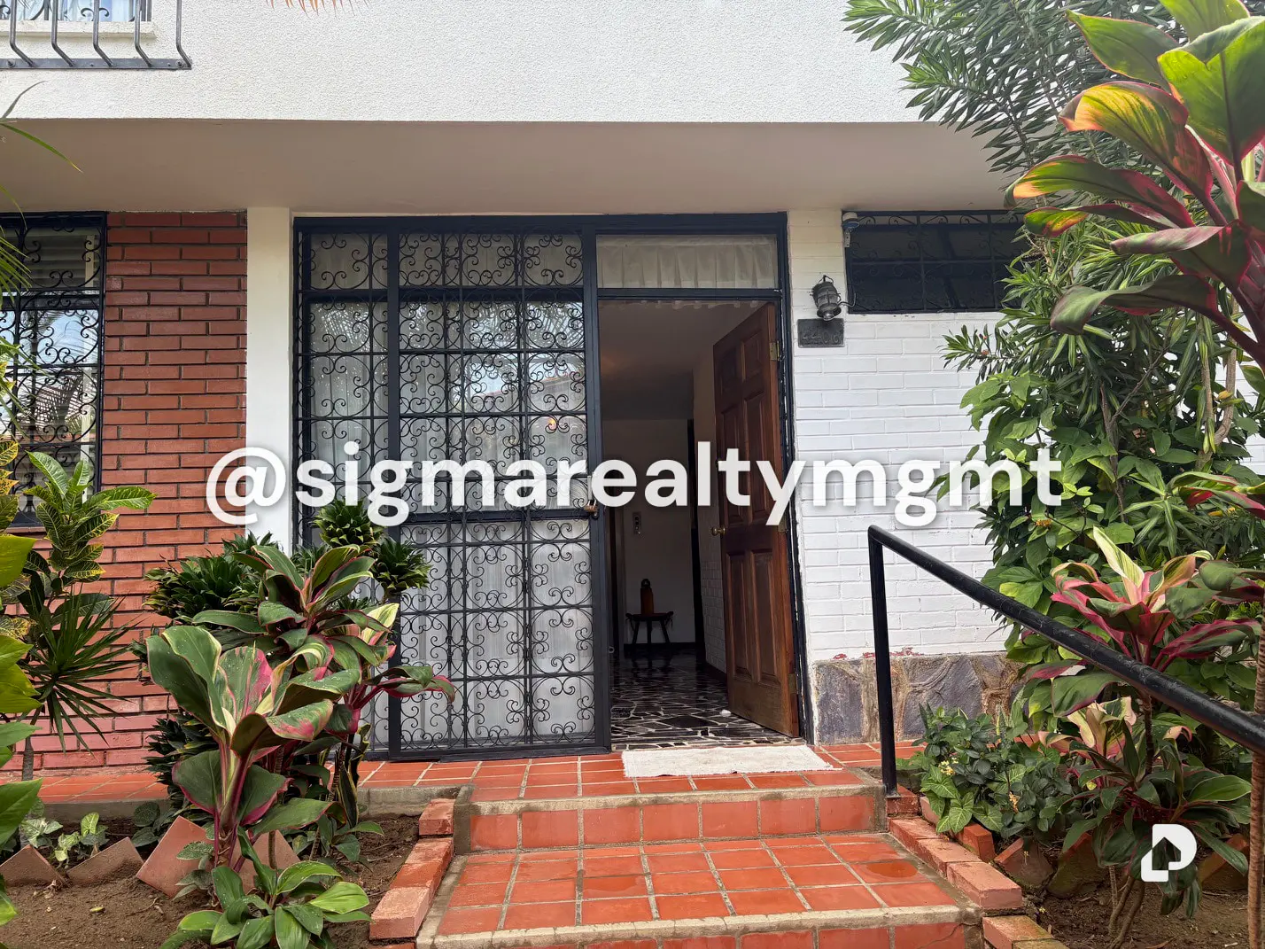 Casa en Prados del Este, Caracas – 13