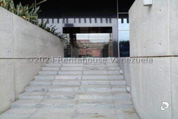 Oficina en Las Mercedes, Caracas – 4