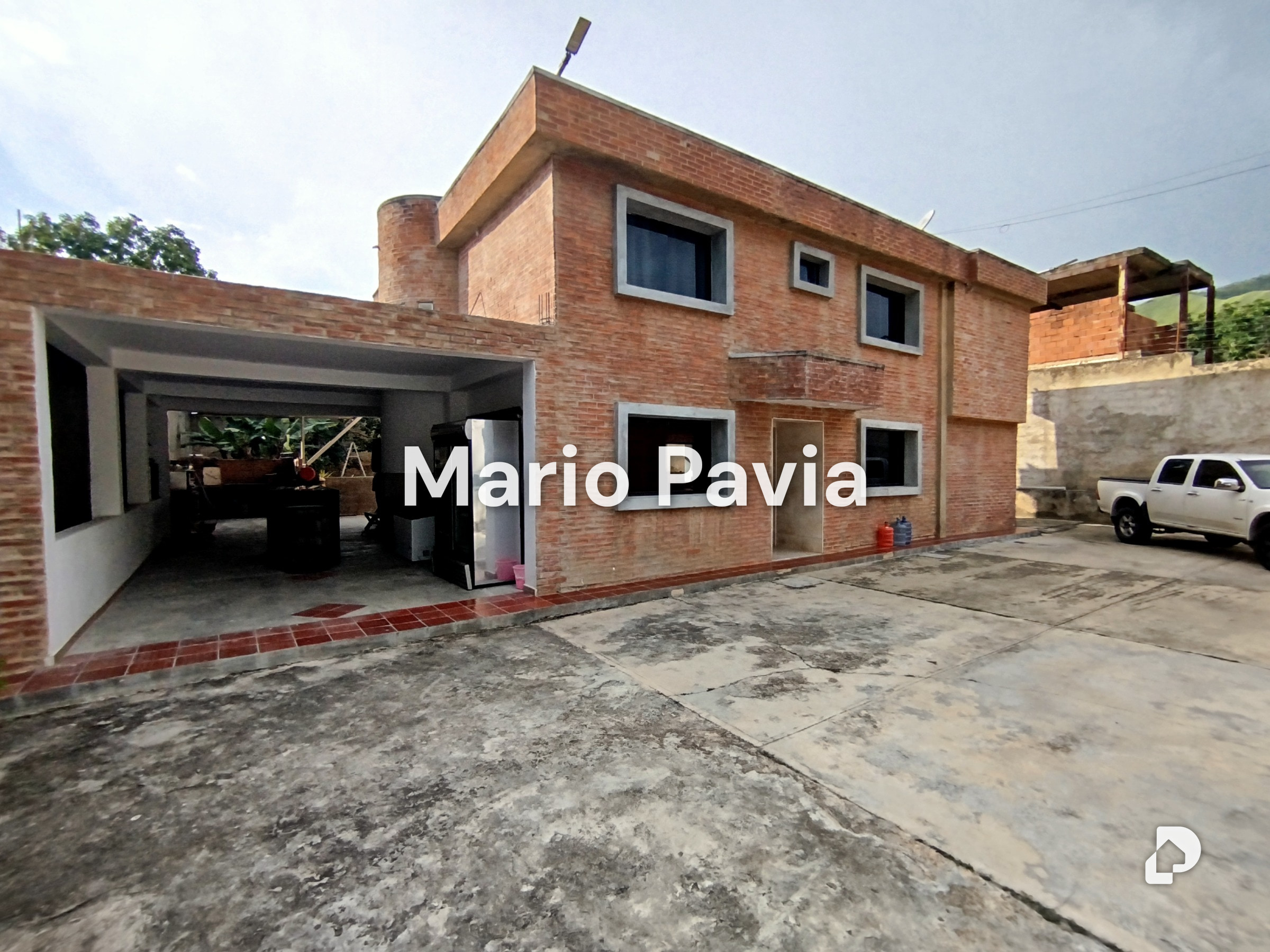 Casa en Colinas de Guataparo, Valencia – 30