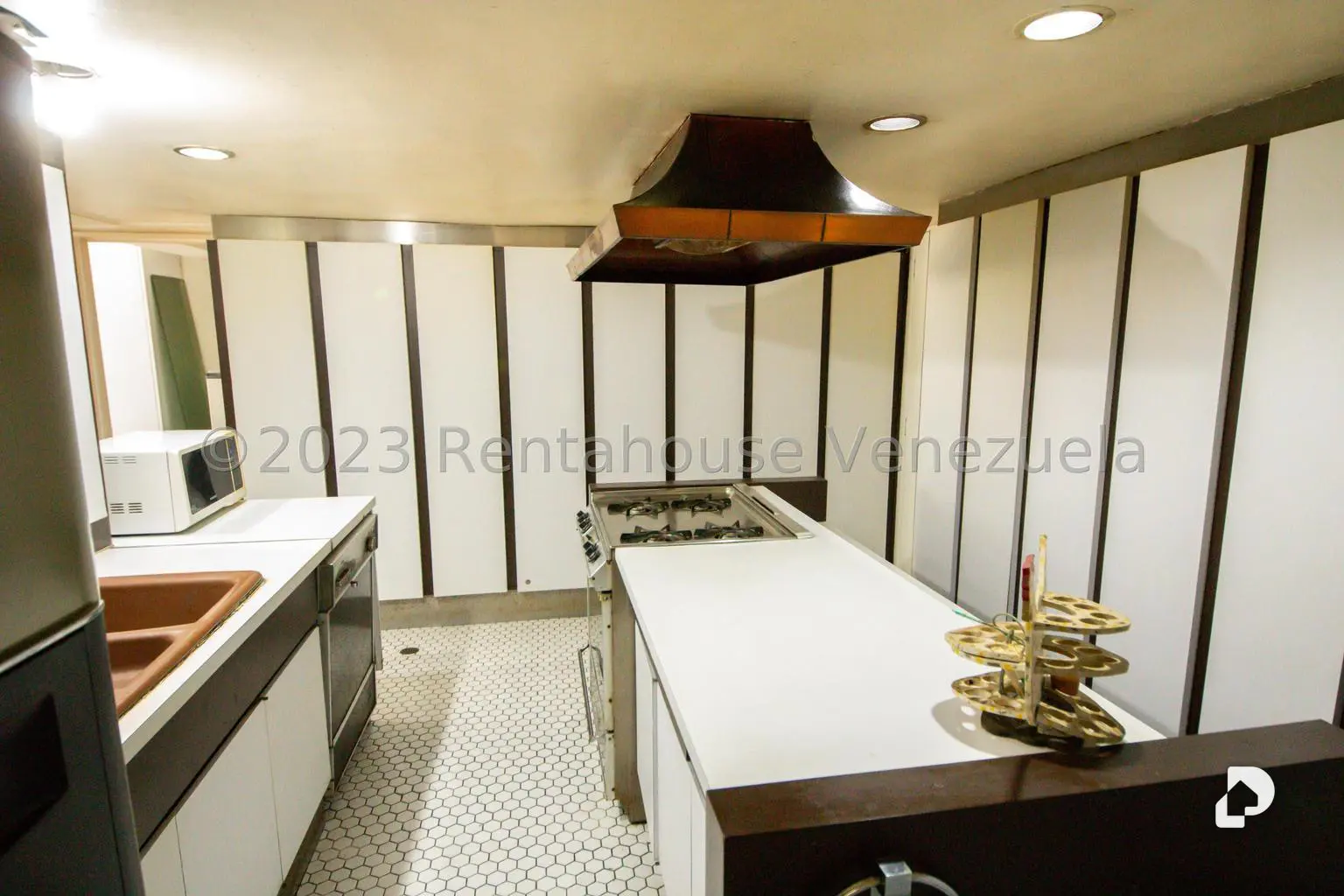 Apartamento en San Bernardino, Caracas – 14