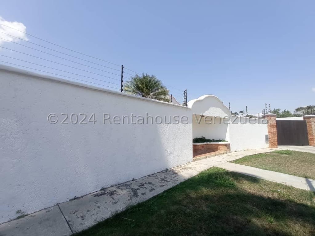 Casa en Guaparo, Valencia - 1