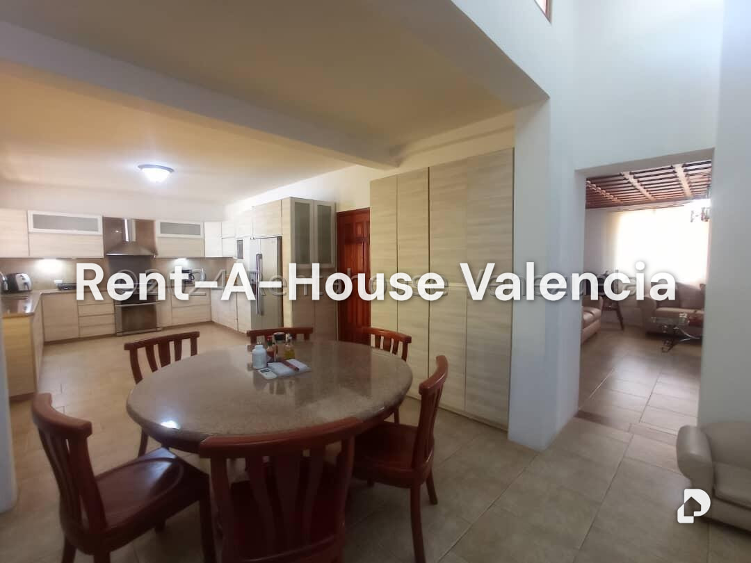 Casa en Guaparo, Valencia – 18
