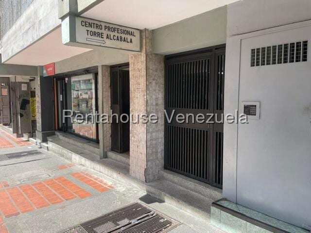 Oficina en Parroquia La Candelaria, Caracas - 1