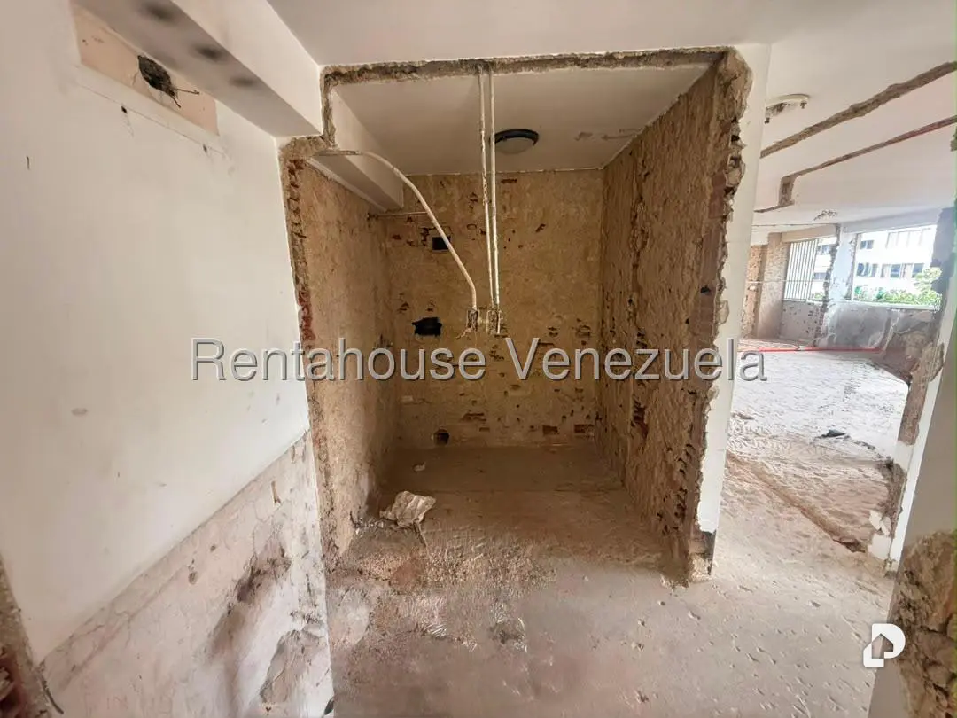 Apartamento en Los Palos Grandes, Caracas – 10