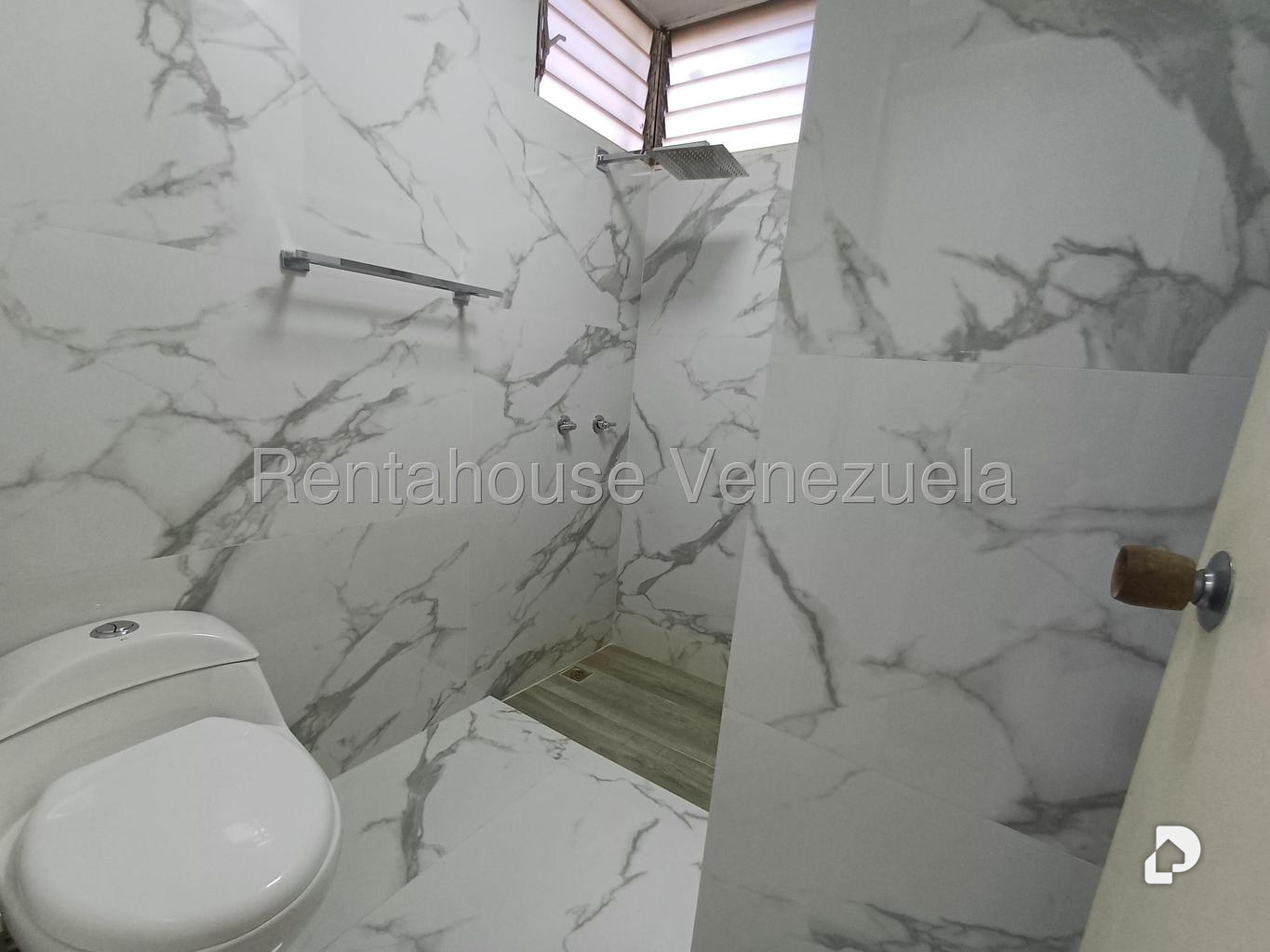 Apartamento en Los Naranjos (del Cafetal), Caracas – 10