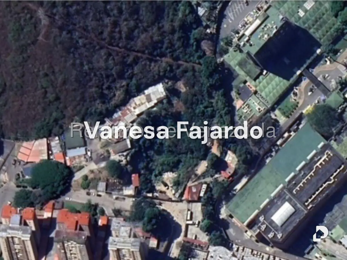 Terreno en Santa Mónica, Caracas – 13
