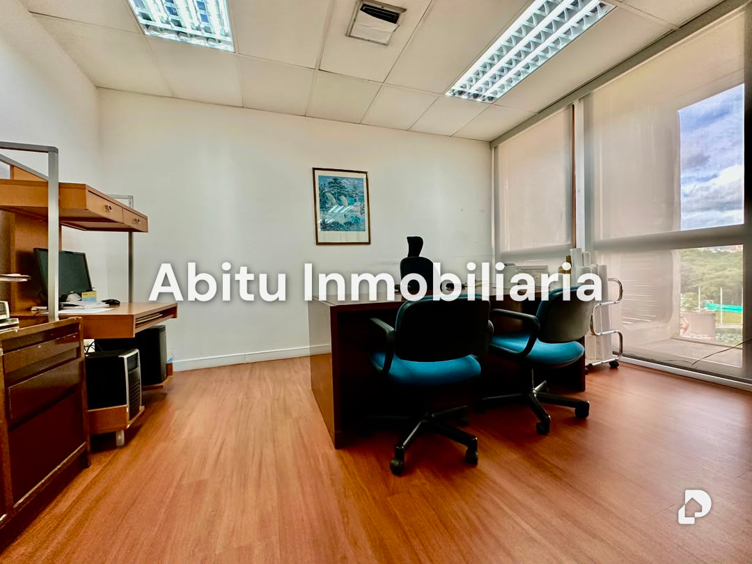 Office in Las Mercedes, Caracas – 6