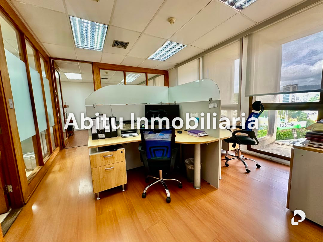 Office in Las Mercedes, Caracas – 13