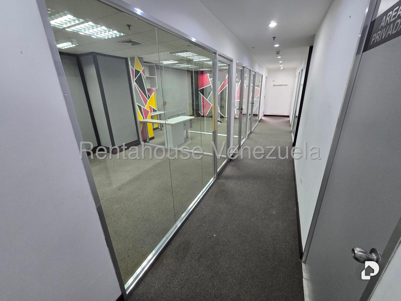 Local comercial en El Recreo, Caracas – 8