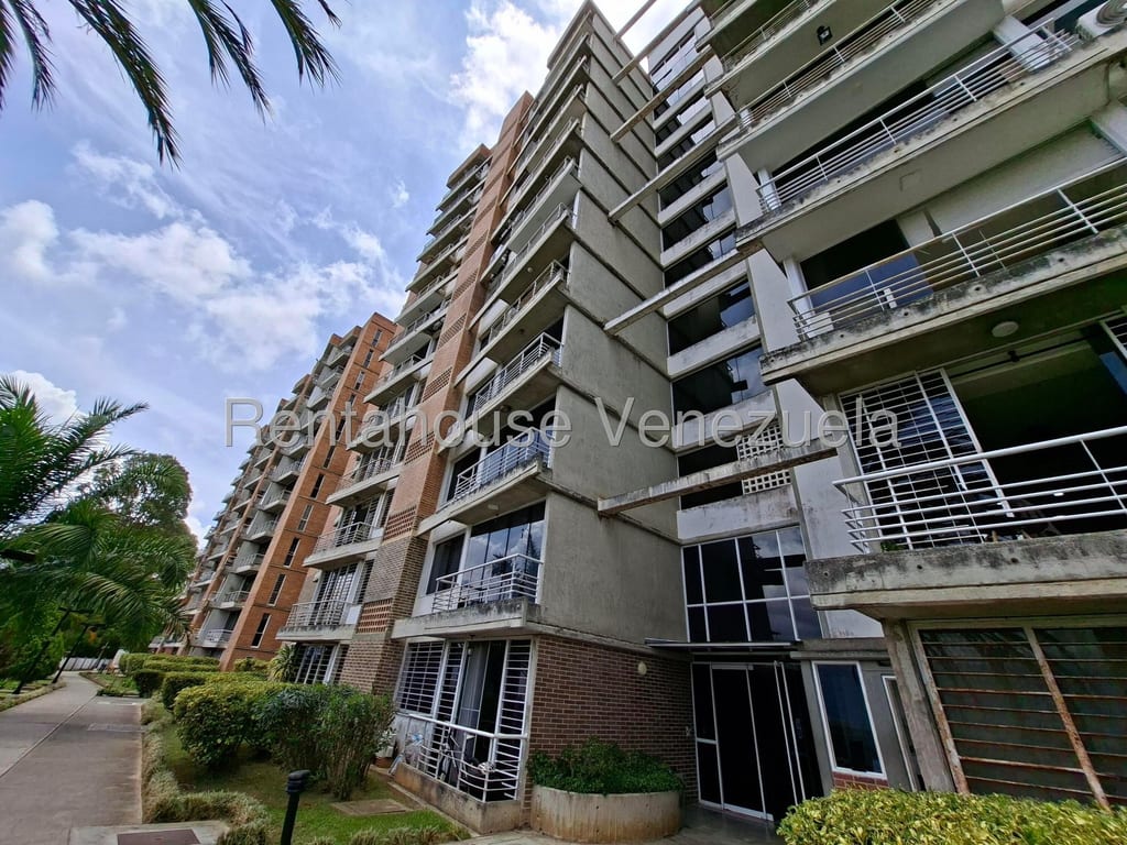 Apartamento en Hacienda El Encantado, Caracas - 1