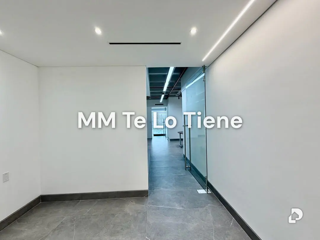 Oficina en Las Mercedes, Caracas – 11