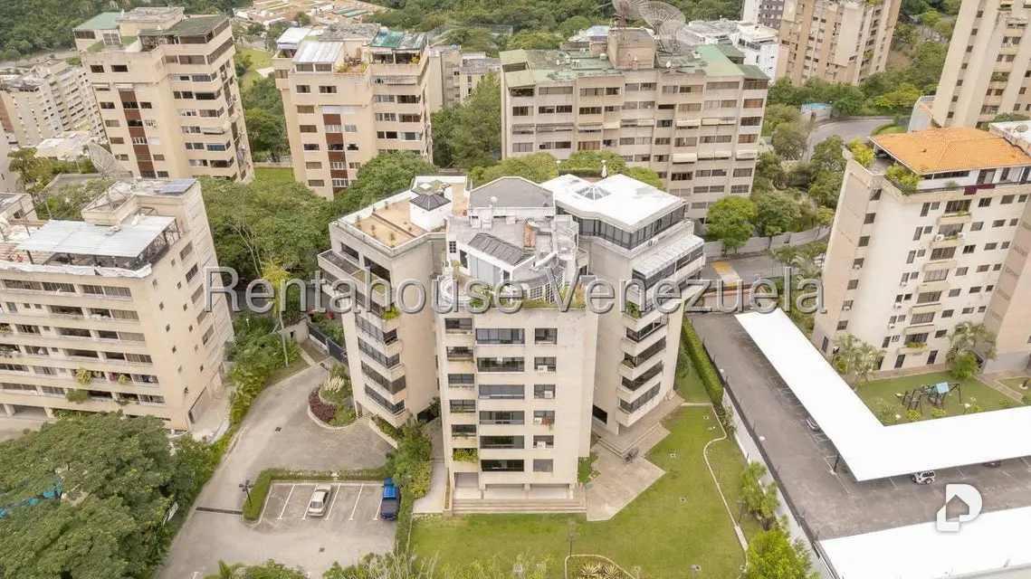 Apartamento en Colinas de Valle Arriba, Caracas – 1