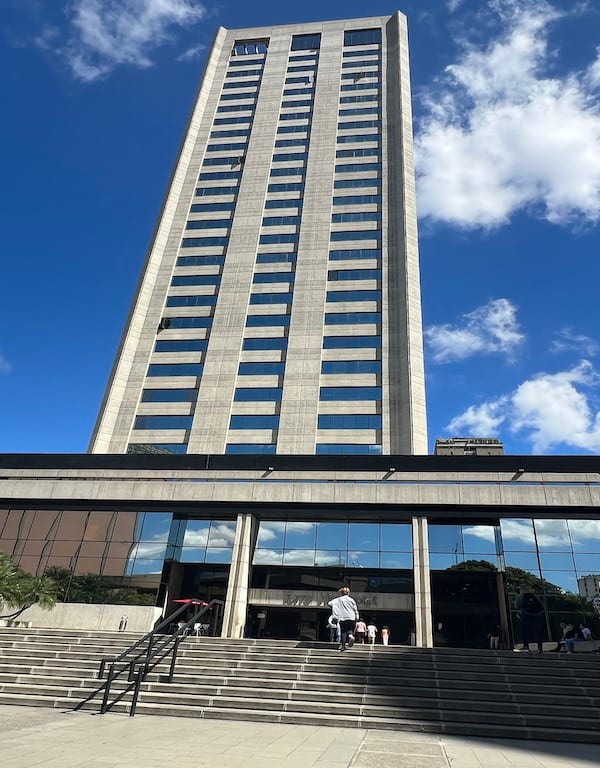 Oficina en Parque Humboldt, Caracas - 1