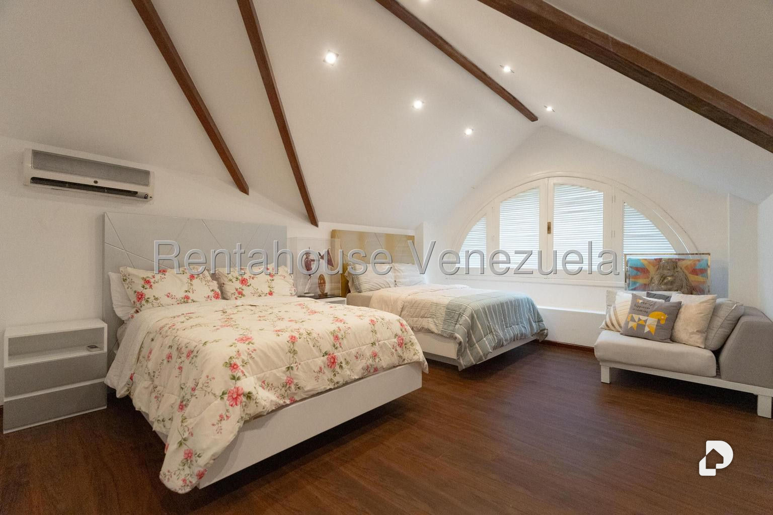 Casa en La Lagunita Country Club, Caracas – 24