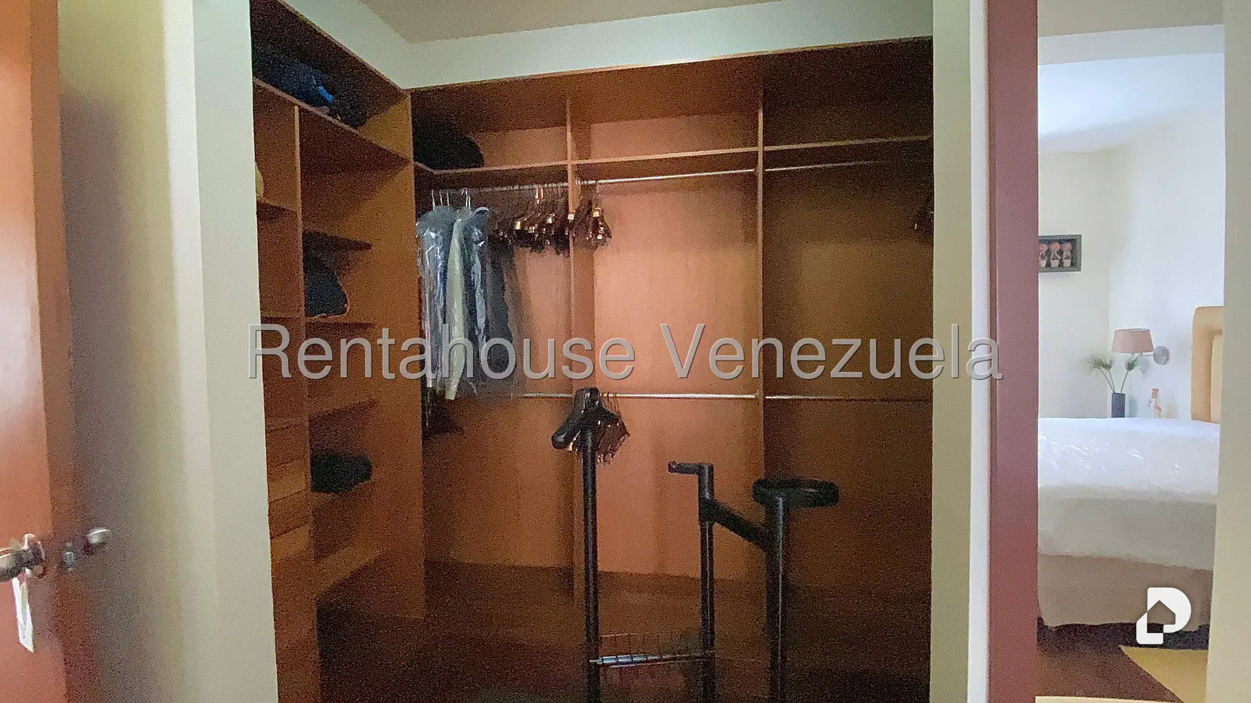 Apartamento en Los Naranjos de las Mercedes, Caracas