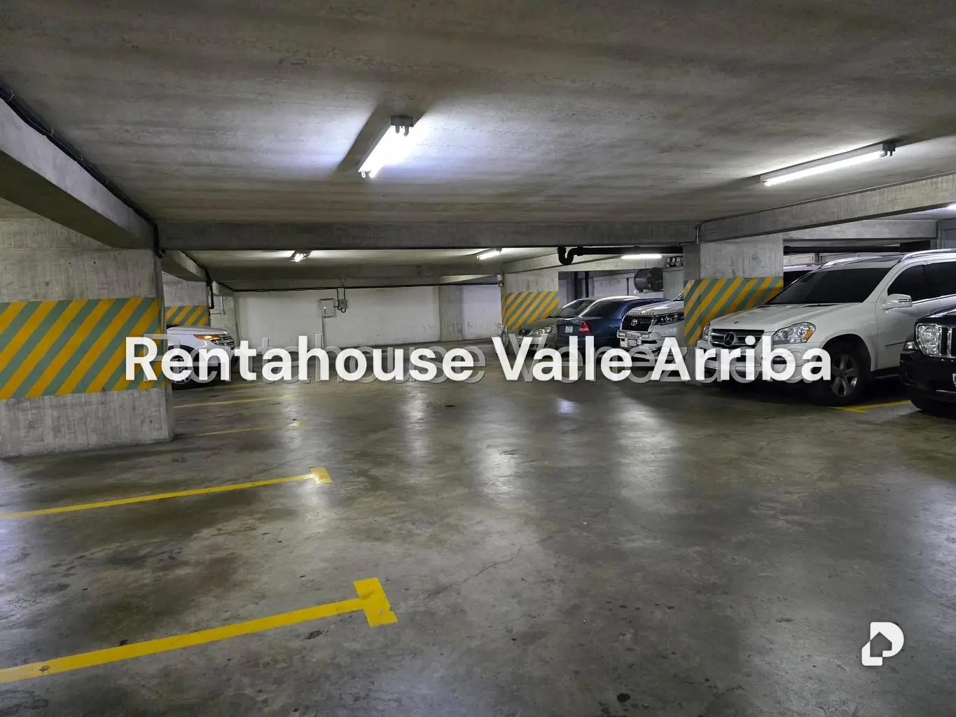 Apartamento en El Rosal, Caracas – 23