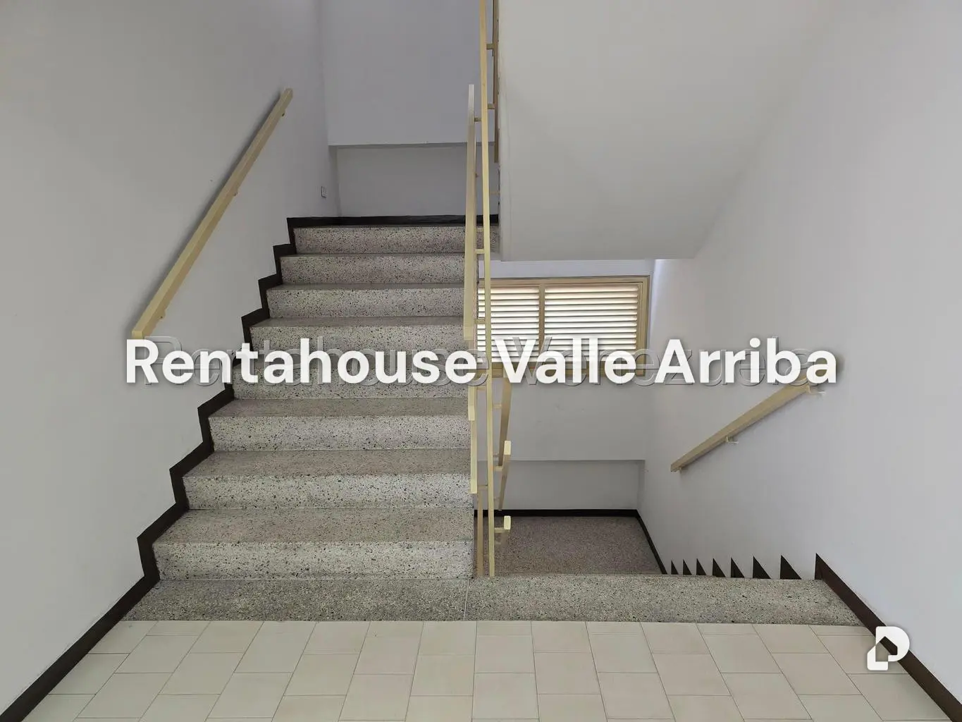 Apartamento en El Rosal, Caracas – 25