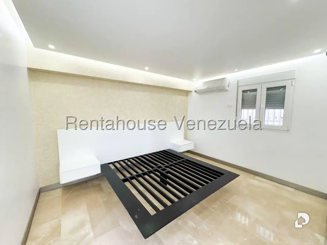 Apartamento en La Boyera, Caracas – 26